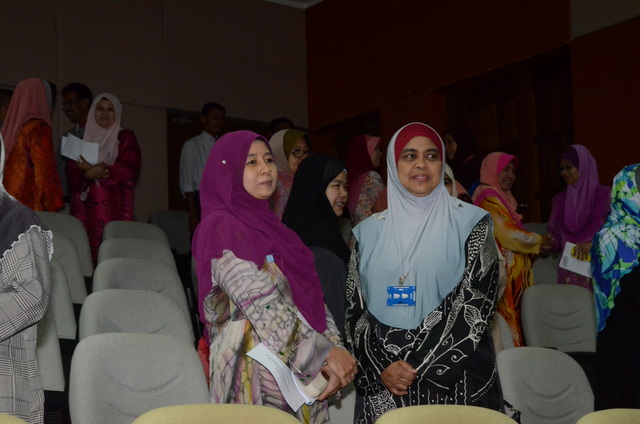 37 DSC 1214